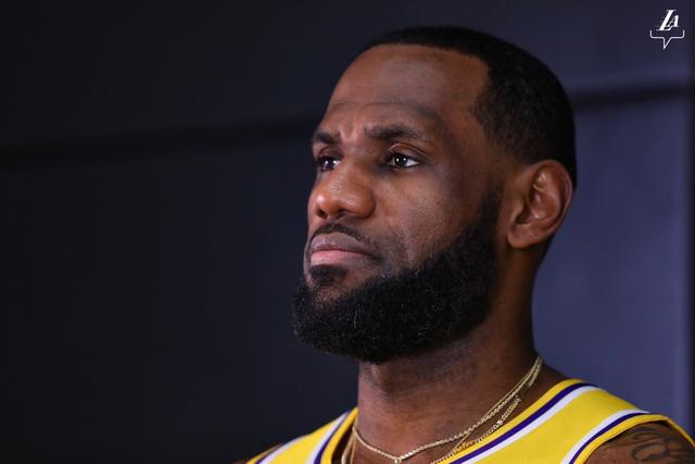 东欧缺阵独行侠负灰熊5连败 魔术力克尼克斯
